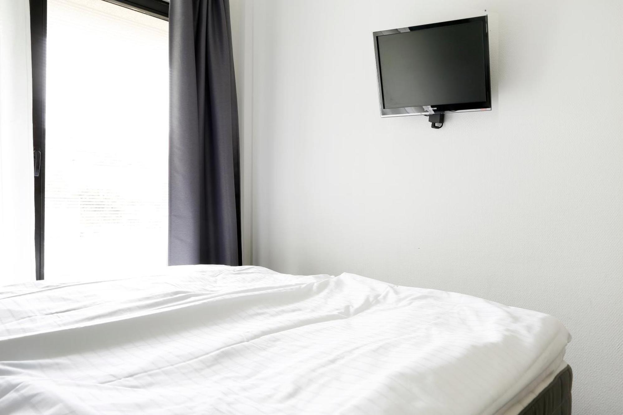 Nieb By Rockchair Apartments L Superhost Status L 3 Bedrooms Boxspringbeds 3 Bathrooms In Center "Kurfuerstendamm" - Cozy Family & Business Flair Welcomes You! Berlin Eksteriør bilde