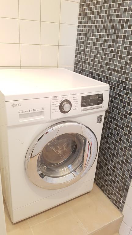 Nieb By Rockchair Apartments L Superhost Status L 3 Bedrooms Boxspringbeds 3 Bathrooms In Center "Kurfuerstendamm" - Cozy Family & Business Flair Welcomes You! Berlin Eksteriør bilde